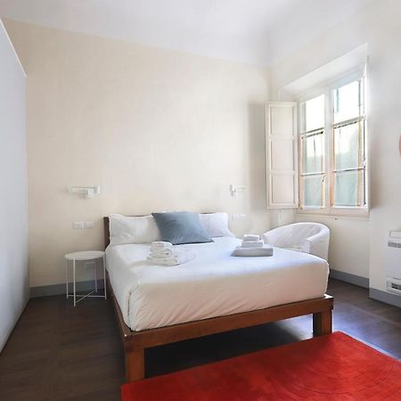Apt. Perla - Pauline Suites, Palazzo Borghese Флоренция Экстерьер фото