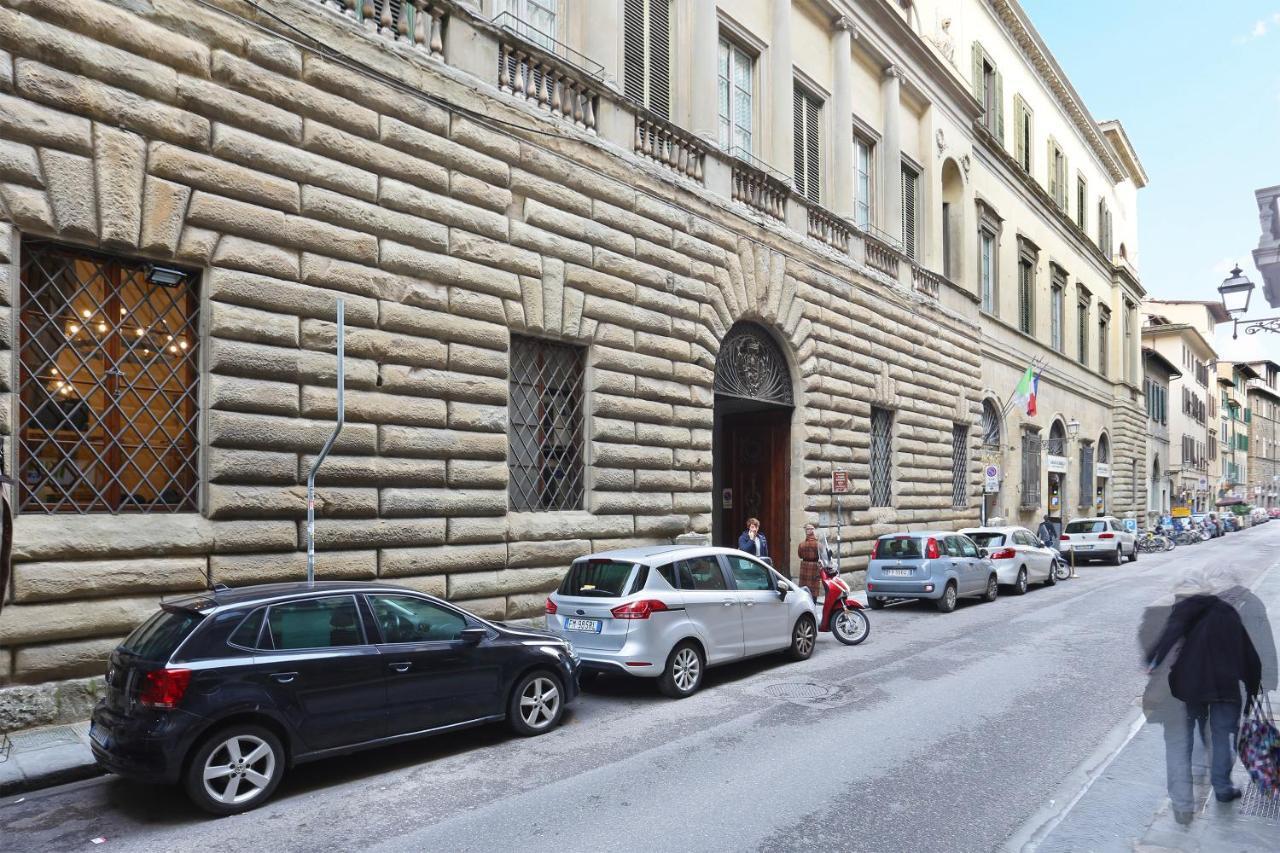 Apt. Perla - Pauline Suites, Palazzo Borghese Флоренция Экстерьер фото